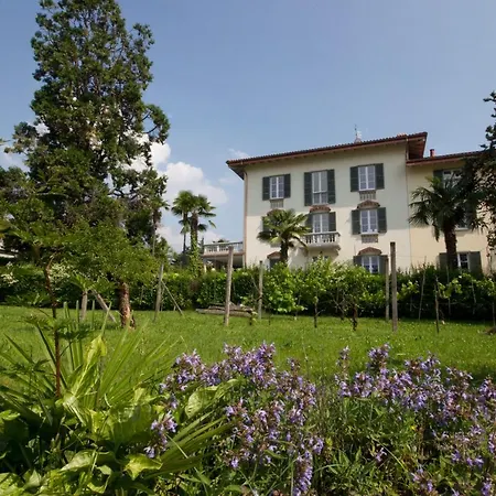 Apartamento Sleeps 6 Germignaga